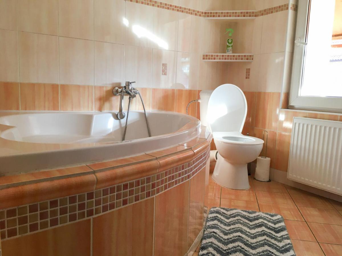 Ubytovani Fish-Com Apartment Steti Ngoại thất bức ảnh